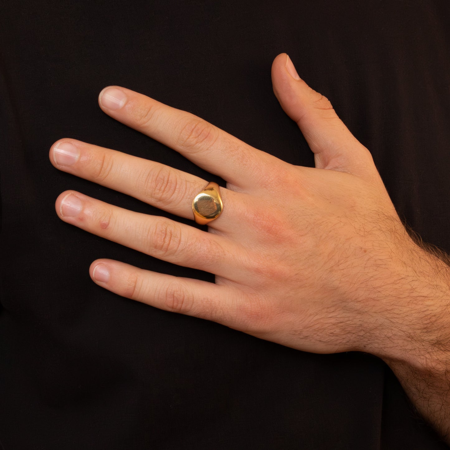 18ct Plain Oval Signet