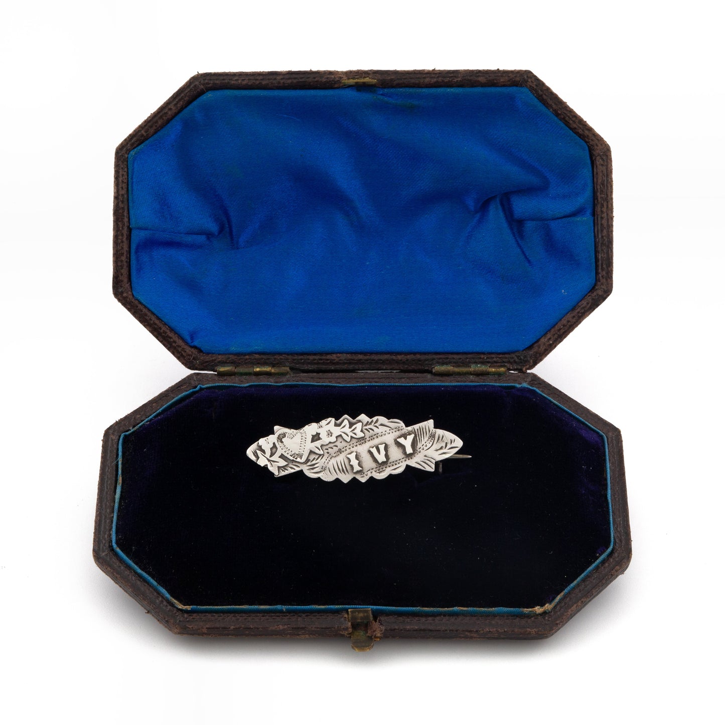 Ivy Silver Namebrooch