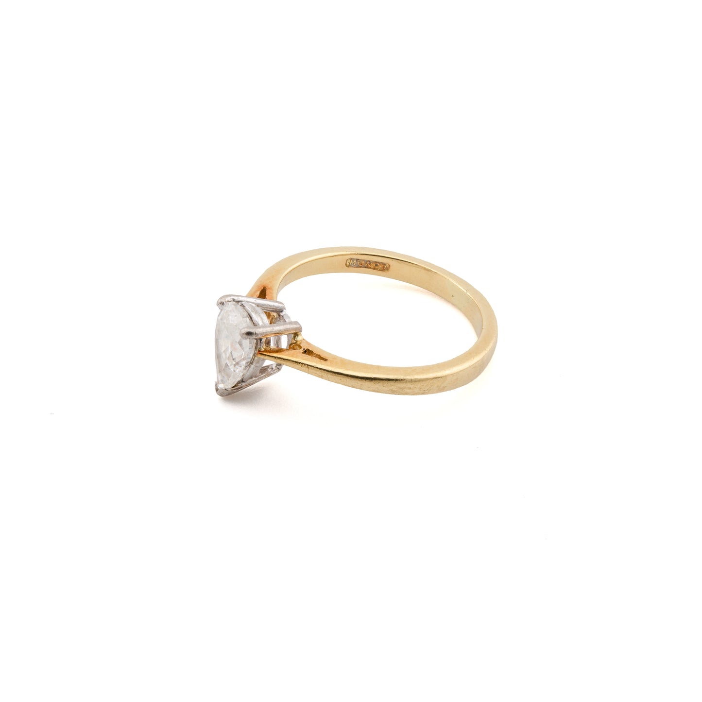 18ct Gold Pear-Shaped Solitaire Diamond Ring