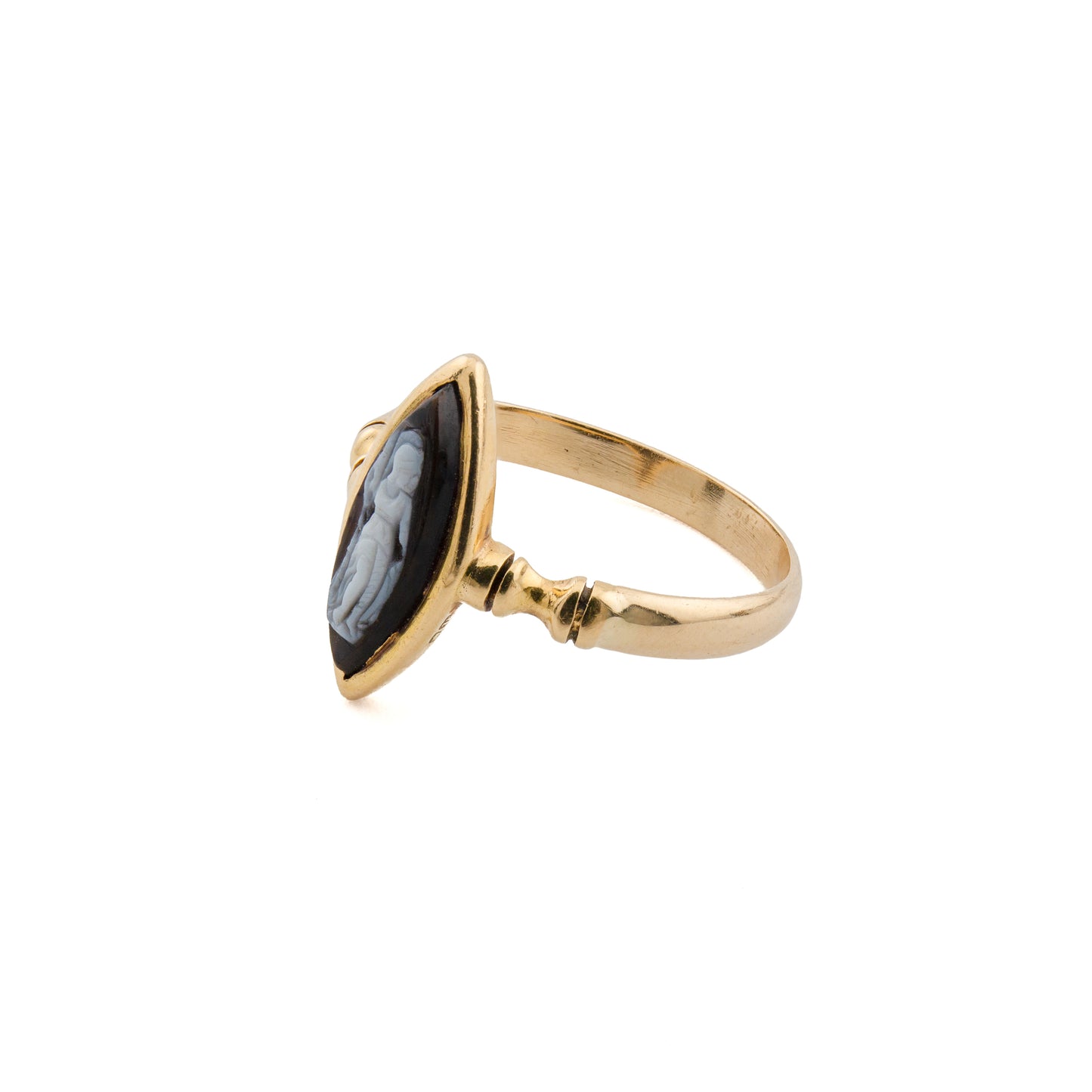 Victorian 18ct Gold Banded Agate Cameo Navette Ring