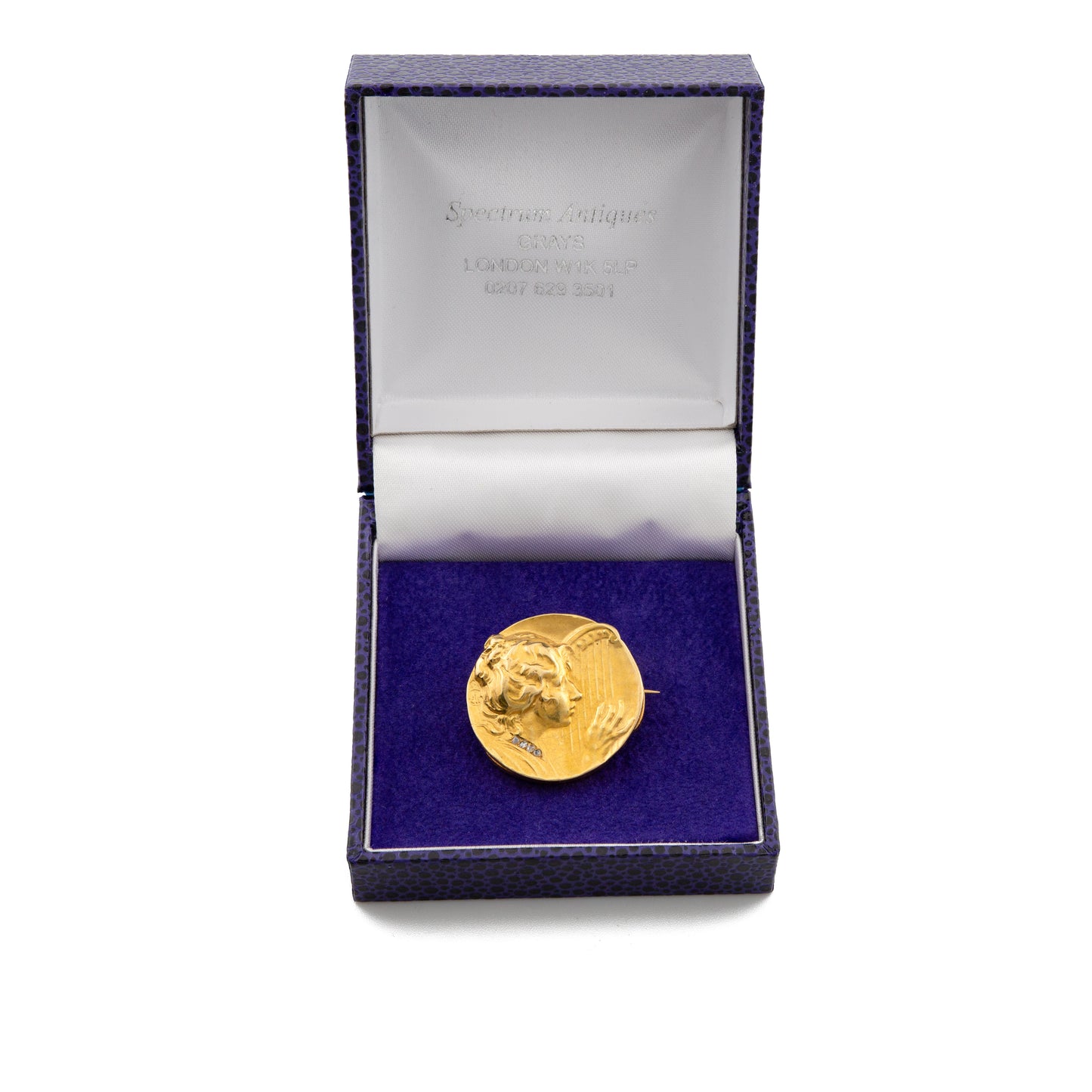 French Art Nouveau Muse Relief Brooch in 18ct Gold
