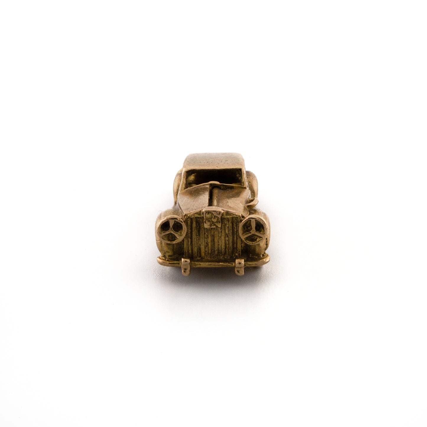 Old Fashioned Car With Moving Wheels