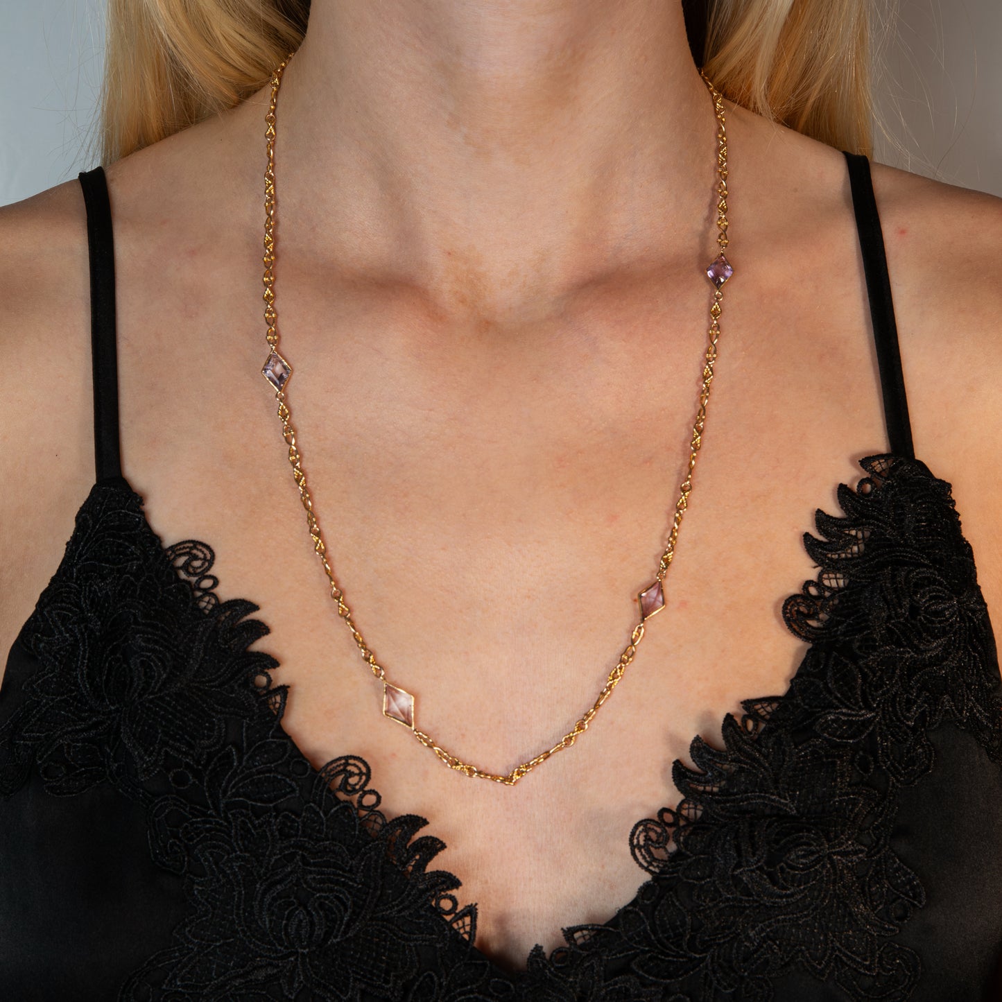 15ct Amethyst Station Long Chain