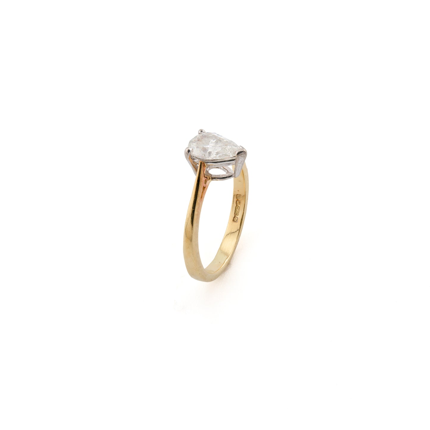 18ct Gold Pear-Shaped Solitaire Diamond Ring