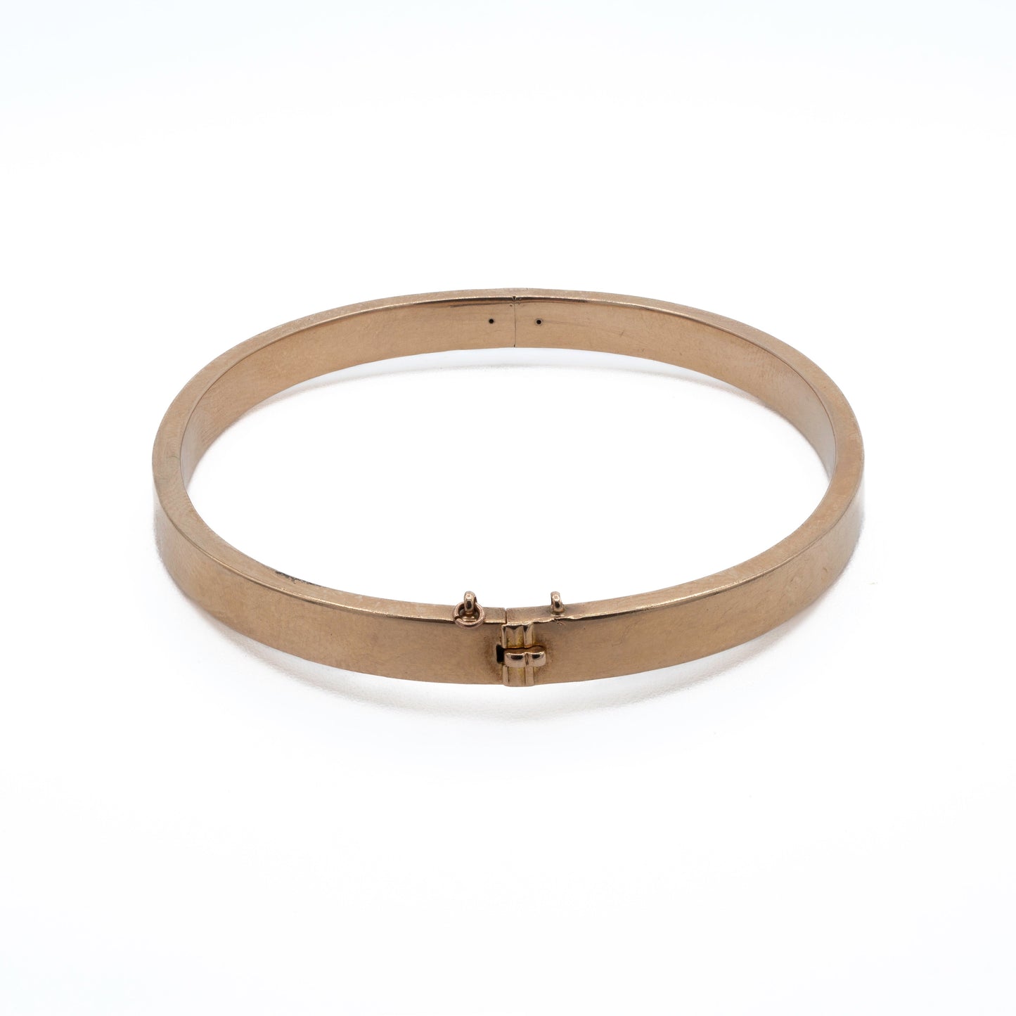 15ct Hollow Hinged Bangle
