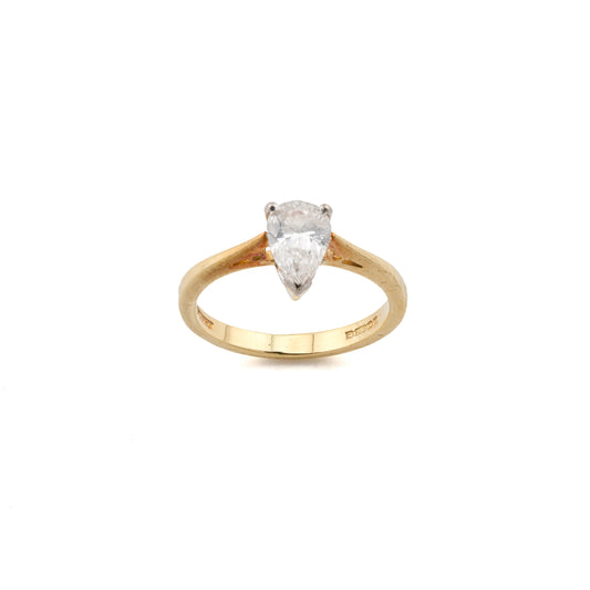 18ct Gold Pear-Shaped Solitaire Diamond Ring
