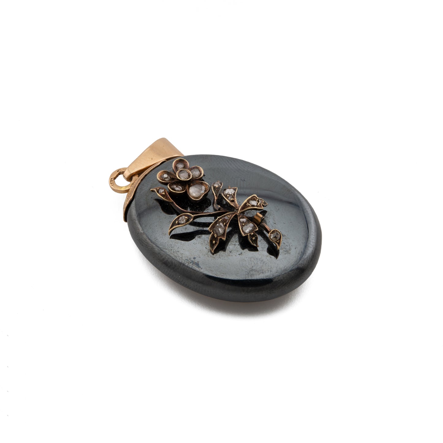 c.1890 15ct Gold Floral Locket