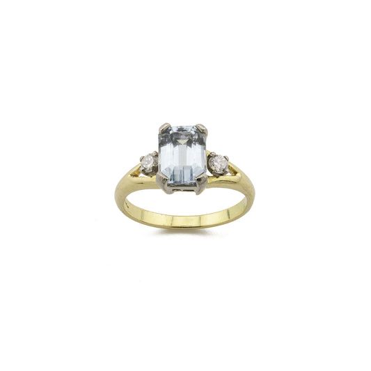 18ct Yellow Gold Aquamarine & Diamond Trilogy Ring