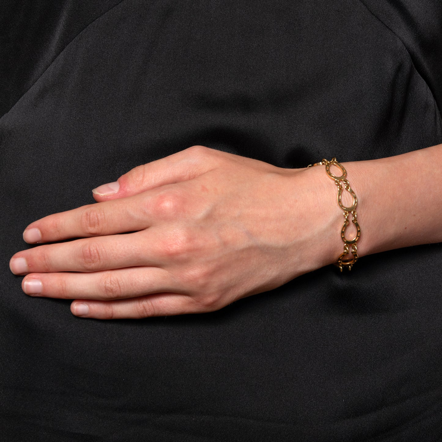 Vintage 9ct Gold Horseshoe Link Bracelet